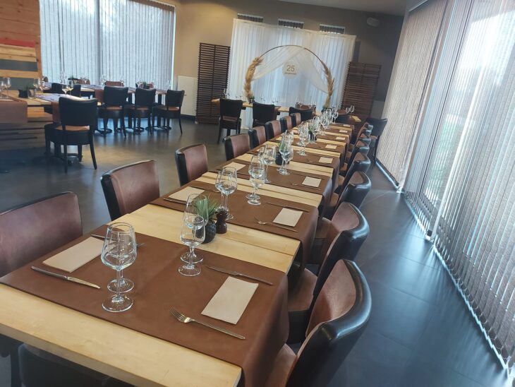 Trouwfeest gedenkte tafels